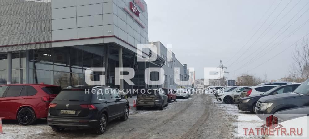 Аренда / Коммерческая / Warehouse, Казань, улица Космонавтов, 42 250 Сдается помещение 65 кв м (8*8). Цокольный этаж, 2 входа: через здание и заезд/выезд на улицу через ворота для... - 2
