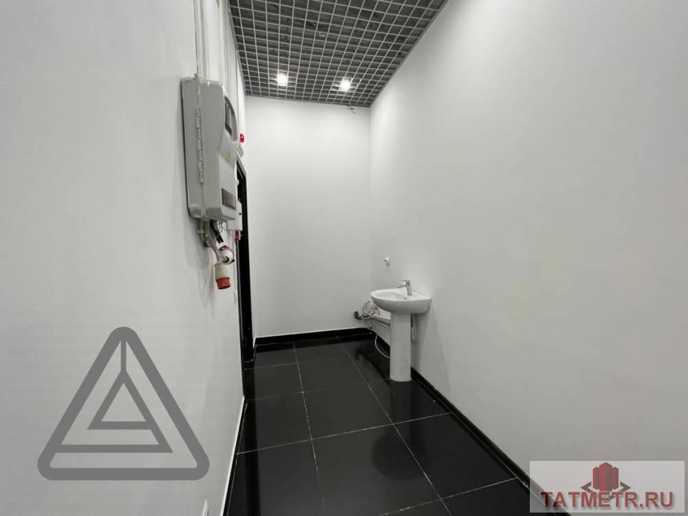 Коммерческая / Аренда / Офисы, Казань, Петербургская улица, 15 000 Сдается кабинет в салоне красоты. В отличном состоянии . Напротив театр Кукол В помещении — Интернет — Электричество... - 1