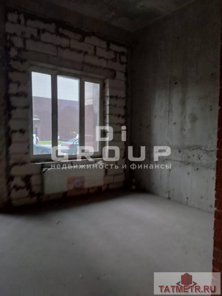 Продажа / Коммерческая / Office, Казань, улица Аделя Кутуя, 11 772 000 Продаю помещение свободного назначения в ЖК Паруса пл 98.1 кв м. Это 1 этаж с внешней стороны дома в корп А.... - 5