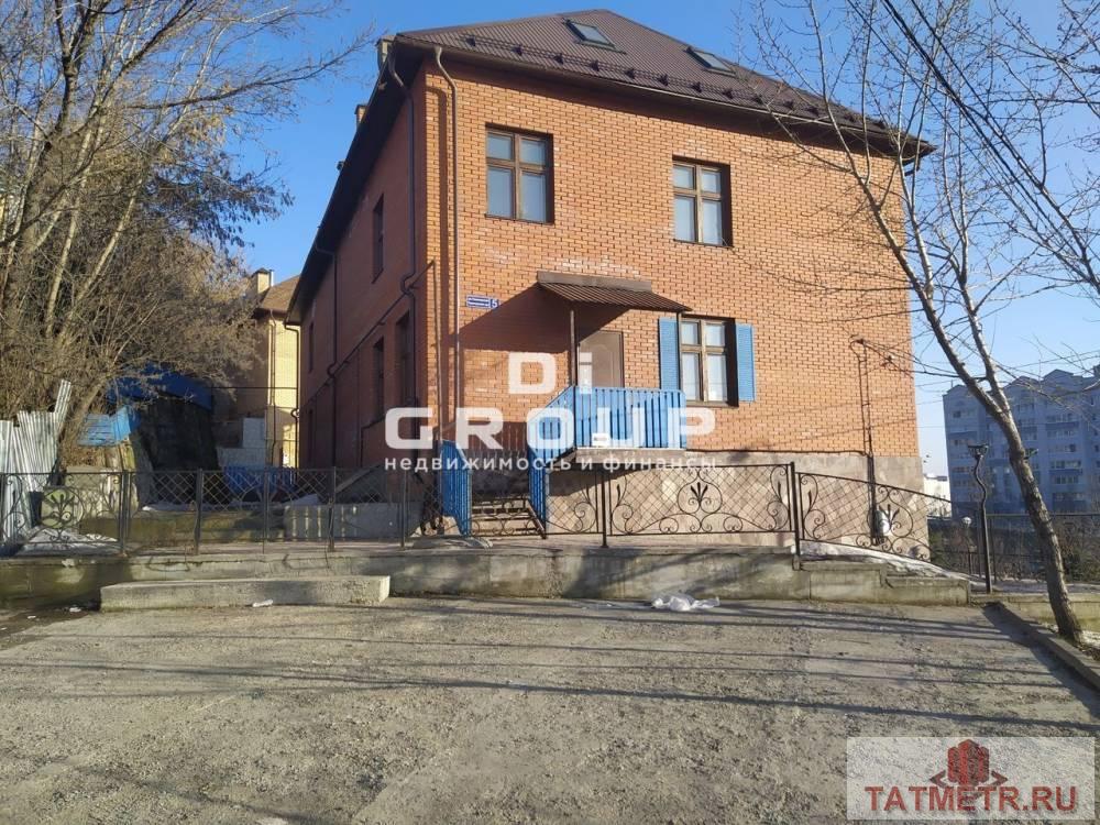 Продажа / Коммерческая / Free purpose, Казань, Тихогорская улица, 53 000 000 Продается здание площадью 640 кв м. Здание кирпичное на земельном участке 469 м² (ИЖС). 2 этажа + мансардный этаж +... - 3