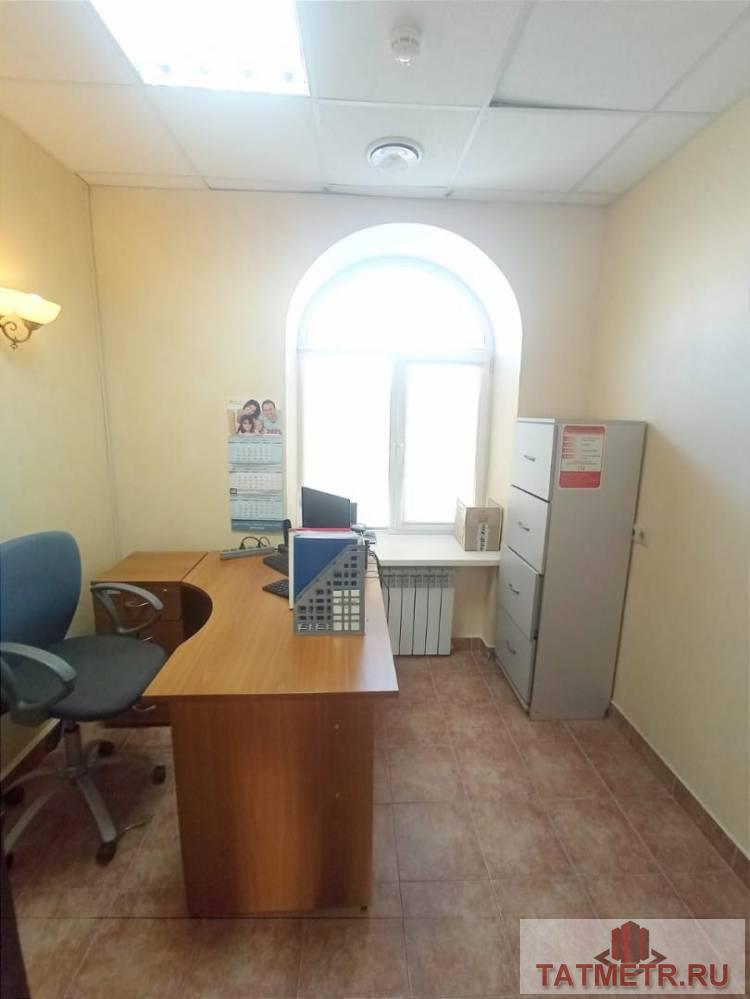 Продажа / Коммерческая / Office, Казань, улица Достоевского, 36 000 000 Продается помещение свободного назначения в центре Казани, отдельный вход со двора , классическая кабинетная нарезка.... - 32