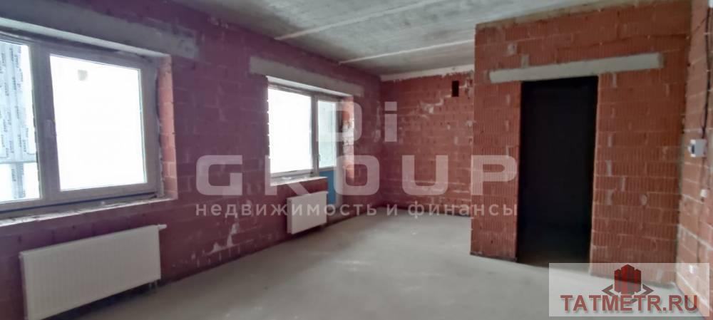 Продажа / Квартиры, Куюки, 3 700 000 Продается в ЖК Рассвет пос Куюки евро-двухкомнатная квартира пл 49 кв м , с гостиной+кухней 27 кв м , спальня 14 кв м... - 1