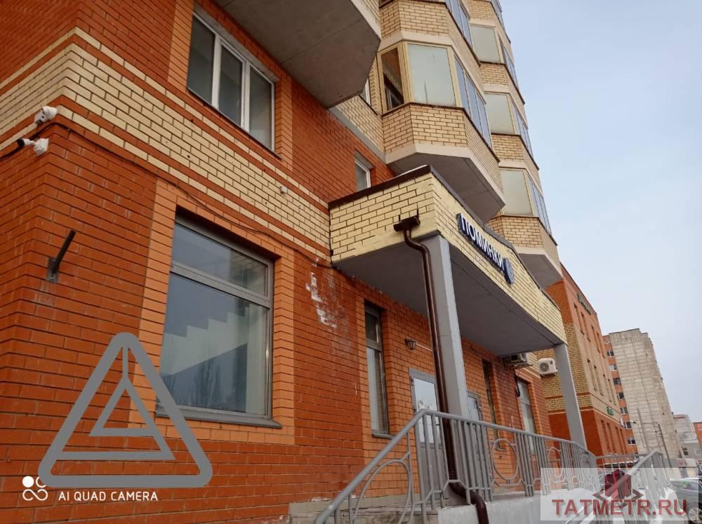 Продажа / Коммерческая / Free purpose, Казань, улица Фатыха Амирхана, 24 120 000 Продается офисное помещение на 2 этаже ,кирпичного дома 2012 года постройки. Адрес : ул. Фатыха Амирхана, д. 18. В...