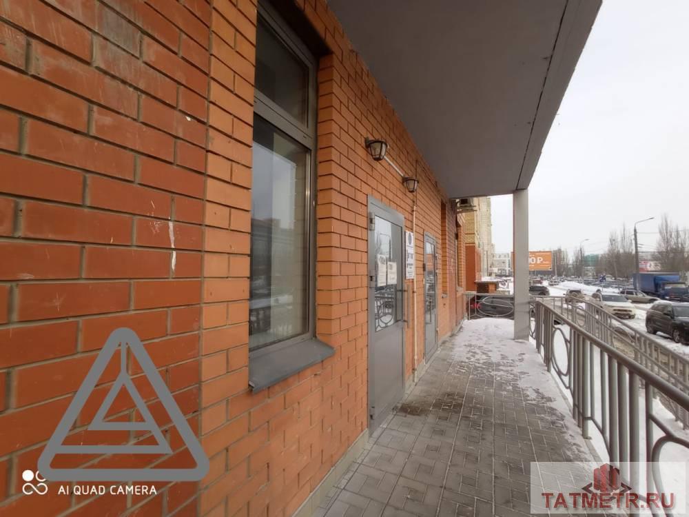 Продажа / Коммерческая / Free purpose, Казань, улица Фатыха Амирхана, 24 120 000 Продается офисное помещение на 2 этаже ,кирпичного дома 2012 года постройки. Адрес : ул. Фатыха Амирхана, д. 18. В... - 9