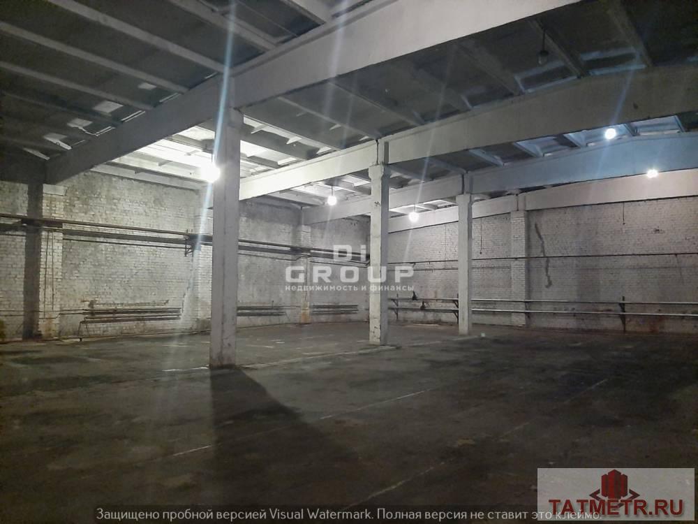 Аренда / Коммерческая / Warehouse, Зеленодольск, Загородная улица, 1 005 000 Сдается отапливаемый склад в Зеленодольске. Общая площадь 6700 кв.м. Высота потолков 7 м, бетонные полы, крытая... - 1