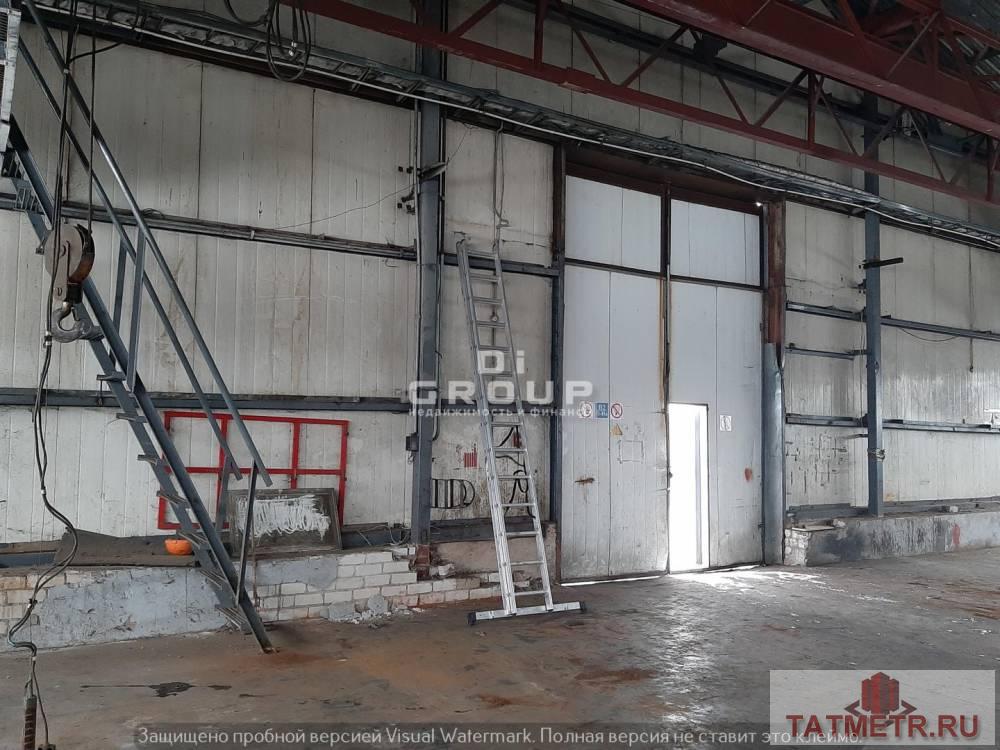 Аренда / Коммерческая / Warehouse, Казань, Химическая улица, 381 000 Сдается неотапливаемый склад на ул. Химическая. Площадь 1270 кв.м. Высота потолков 6 м, транспортные ворота 3 шт.,... - 2