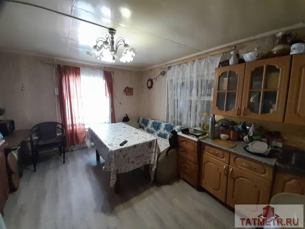 Продается дом с земельным участком в г. Волжск Республики Марий Эл. В доме расположена просторная кухня, окна которой... - 3