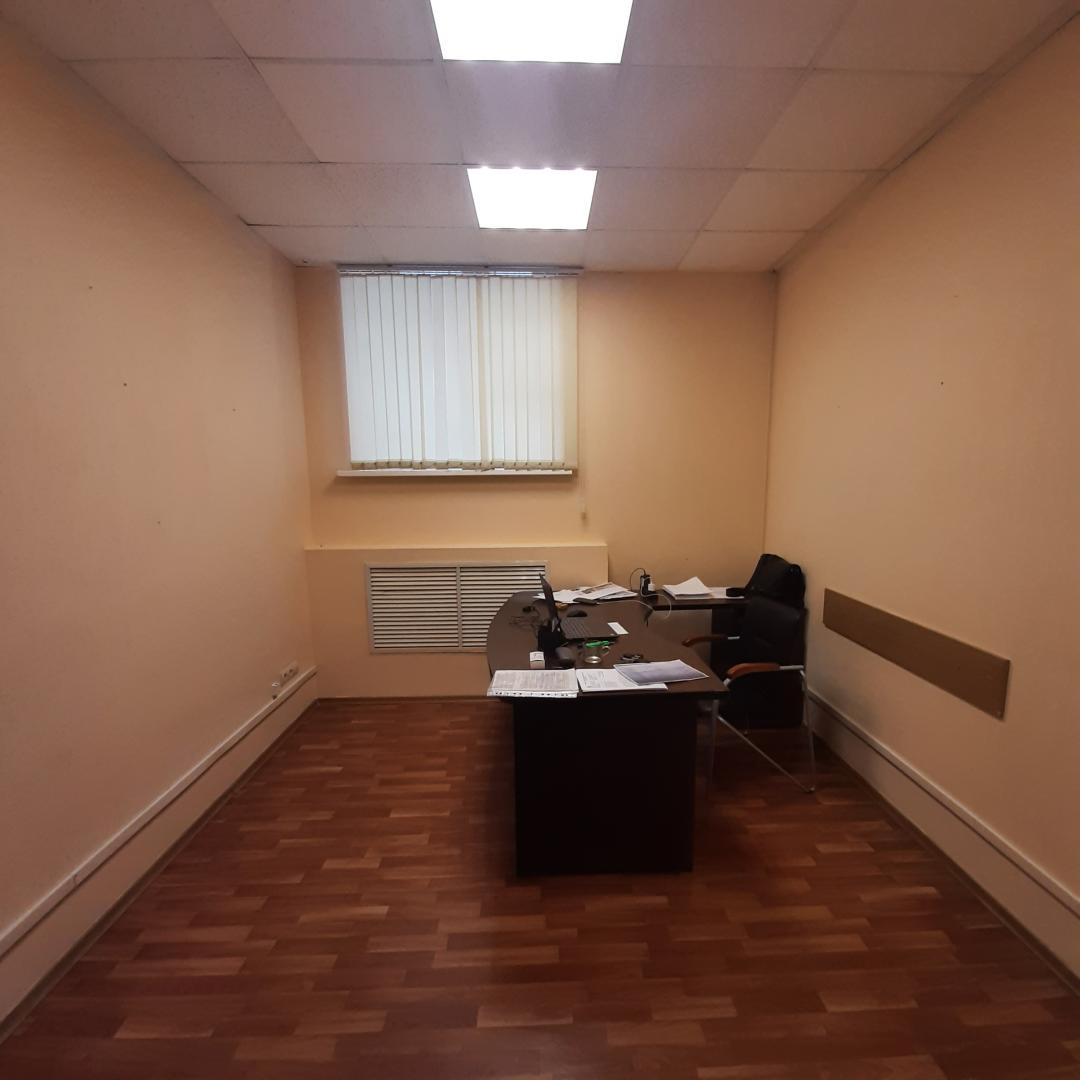 Продажа / Коммерческая / Office, Казань, улица Толбухина, 15 500 000 Продается офисное помещение, расположенное в Советском районе по улице Толбухина. Общая площадь помещения — 200... - 3