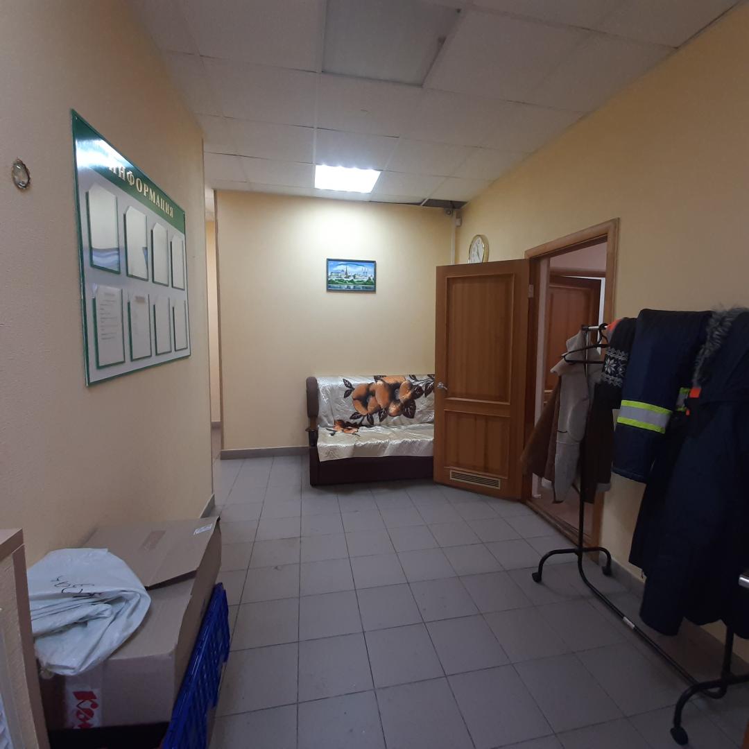Продажа / Коммерческая / Office, Казань, улица Толбухина, 15 500 000 Продается офисное помещение, расположенное в Советском районе по улице Толбухина. Общая площадь помещения — 200... - 4