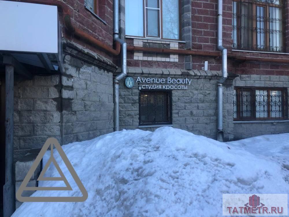 Аренда / Коммерческая / Free purpose, Казань, улица Мулланура Вахитова, 65 000 Сдается помещение 66 кв.м по адресу: ул. Вахитва 8. В отличном состоянии В помещении: — Электричество — Отопление —...