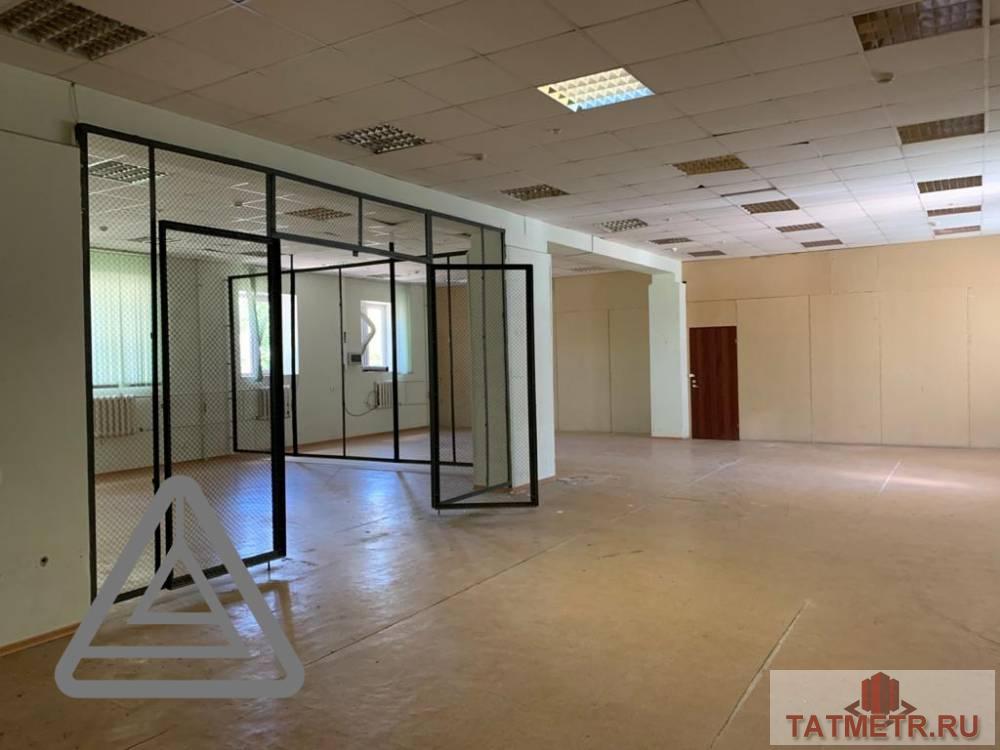 Аренда / Коммерческая / Warehouse, Казань, улица Космонавтов, 99 000 Сдается помещение свободного назначения по адресу Космонавтов 67. В отличном состоянии. В помещении: — Телефон —... - 5
