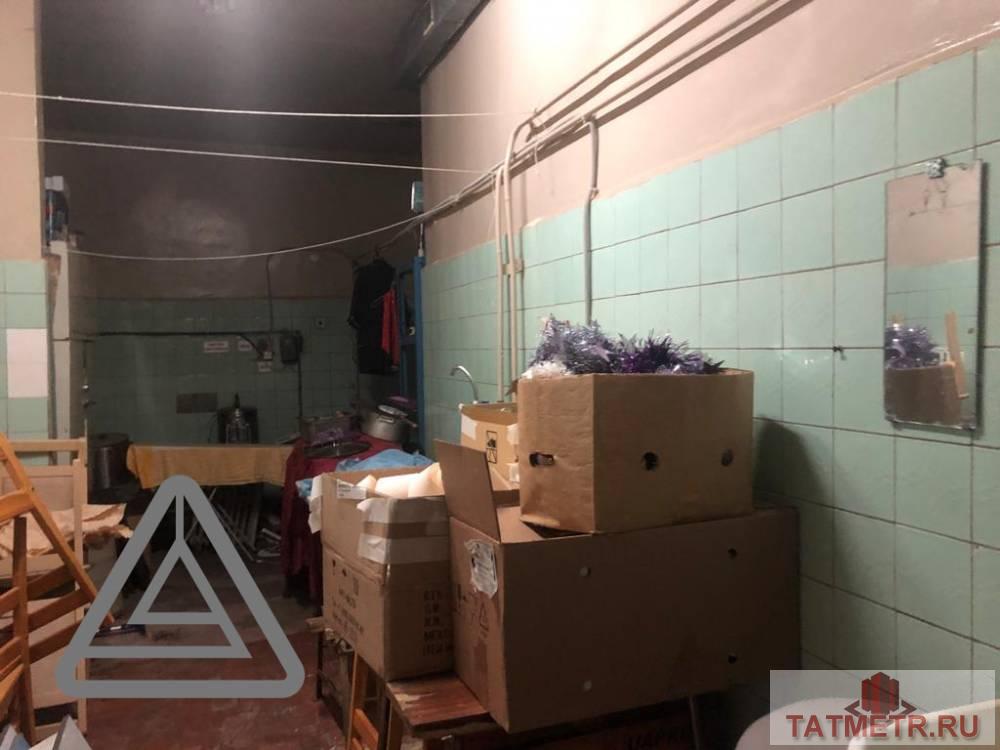 Аренда / Коммерческая / Free purpose, Казань, улица Вишневского, 440 000 Сдается помещение 550 кв.м , на первом этаже по адресу: ул.Вишневского 26 в. в хорошем состоянии. Рассматривается... - 12