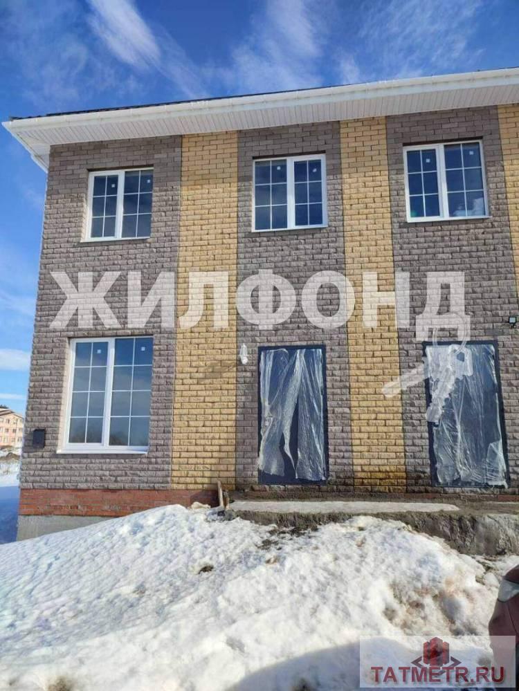 Продажа / Дома и коттеджи, деревня Куюки, Квартал 3 улица, 6 070 000 Таунхаус по ул. 11-й квартал. Общей площадью: 110.00 кв.м. Продается двухэтажный таунхаус 110 кв.м. на участке...