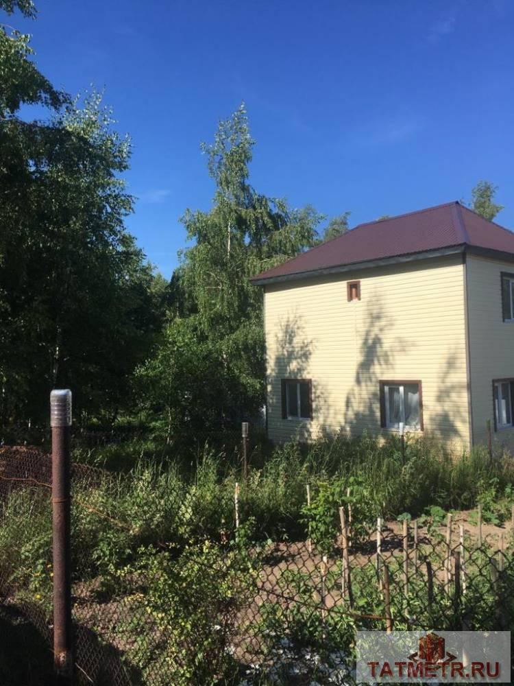 Продажа / Дома и коттеджи, Лаишево, Юбилейная улица, 3 400 000 Срочно продается дом с земельным участком в городе Лаишево. Дом общей площадью 64.6 кв.м.,блочный,двухэтажный,с...