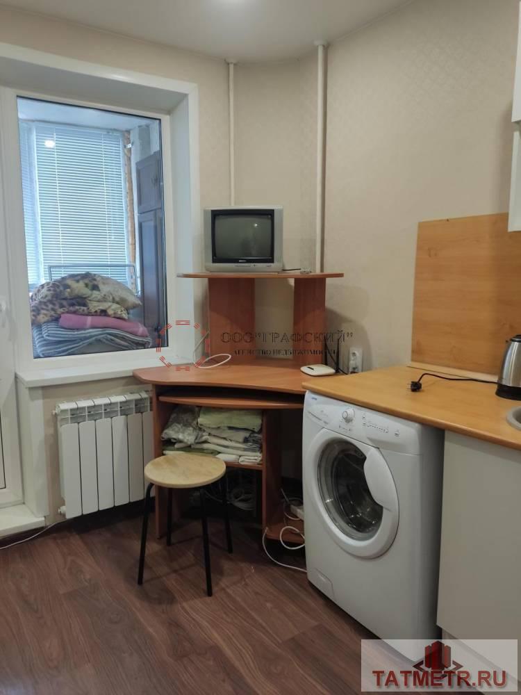Продажа / Квартиры, Казань, улица Юлиуса Фучика, 1 950 000 Предлагаем Вам приобрести уютную, светлую, вместительную изолированную «Студию» со своим личным балконом, кухней и... - 3