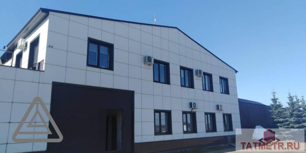 Аренда / Коммерческая / Warehouse, Куюки, Овражная улица, 75 000 Сдается Склад площадью 300 м. на территории 2200 м.кв. находящееся по адресу Овражная 109. В отличном состоянии....