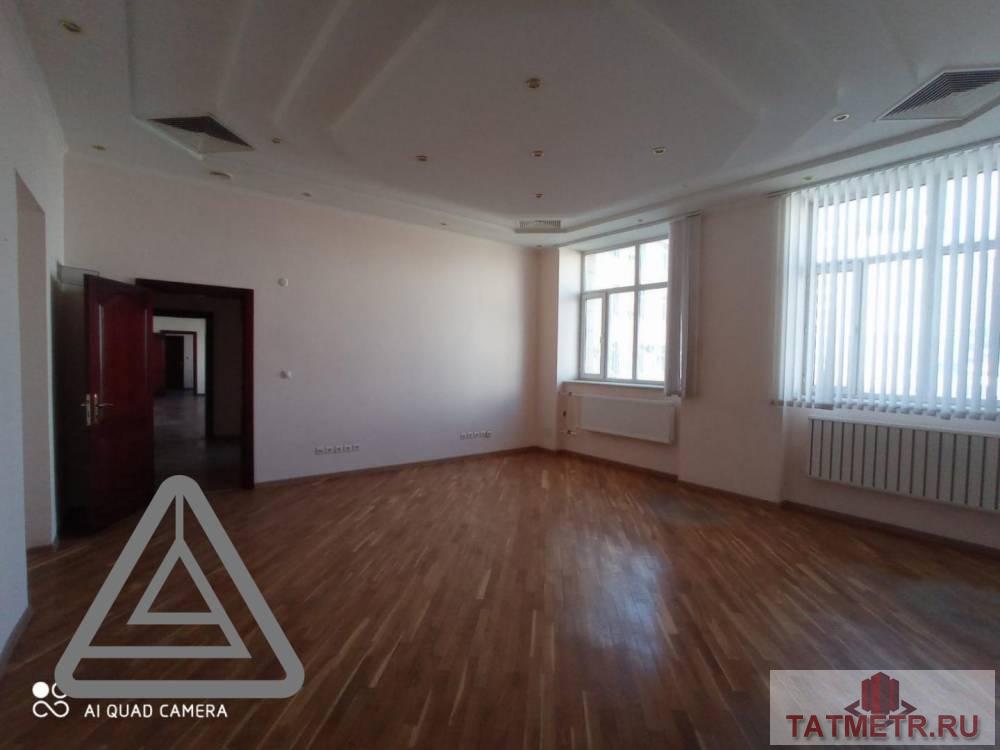 Коммерческая / Аренда / Офисы, Казань, улица Зинина, 88 500 Сдается помещение на 2 этаже площадь 118 кв.м по адресу Зинина 4. В хорошем состоянии. В помещении: — Телефон —... - 3