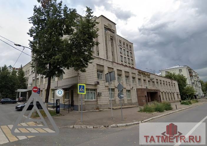 Коммерческая / Аренда / Офисы, Казань, улица Зинина, 15 000 Сдается помещение на 2 этаже без окон от 15-20 кв.м по адресу Зинина 4. В хорошем состоянии. В помещении: — Телефон... - 20
