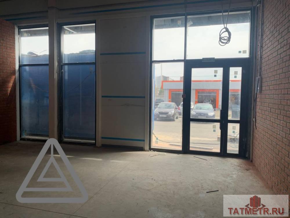 Продажа / Коммерческая / Retail, Казань, Авиастроительный район, 8 421 800 Продам 43,24 кв.м в новом ТЦ «Взлетный» на первой линии по улице Дементьева. • 1 линия по ул. Дементьева; • Своя... - 3