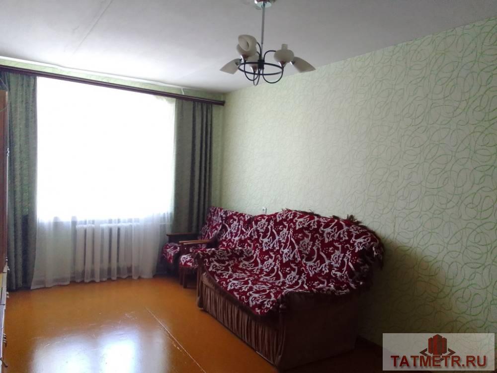 Продается отличная квартира в центре г. Зеленодольска. Квартира светлая, уютная, очень теплая. Комната большая 18...