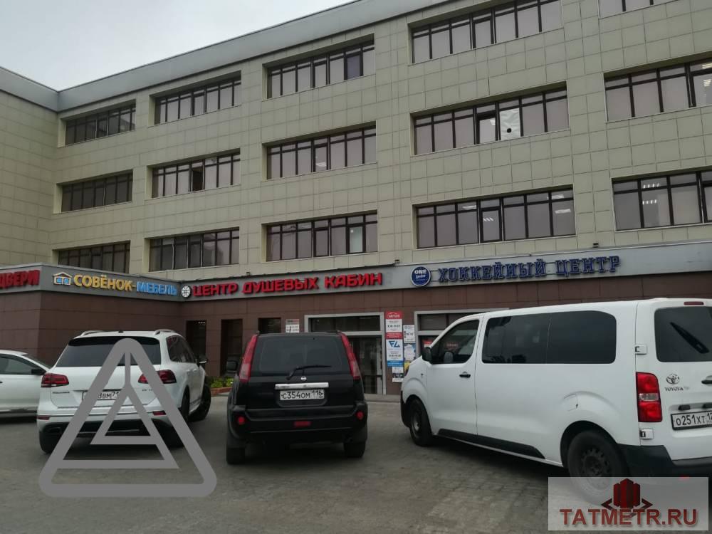 Аренда / Коммерческая / Warehouse, Казань, Проспект Победы, 39 000 Сдается помещение свободного назначения по адресу Проспект Победы 206. Подходит под склад, швейный цех,офис В хорошем... - 11
