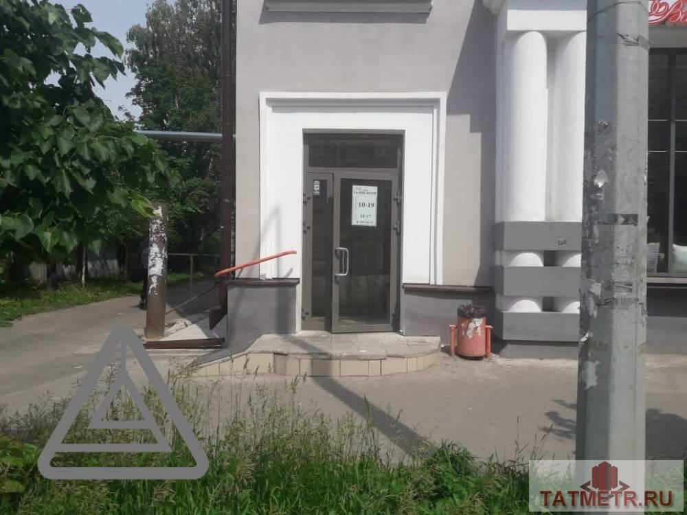 Аренда / Коммерческая / Free purpose, Казань, улица Достоевского, 109 230 Сдается помещение на 1 этаже площадь 99.3 по адресу Достоевского 79а. В отличном состоянии. В помещении: — Телефон —...