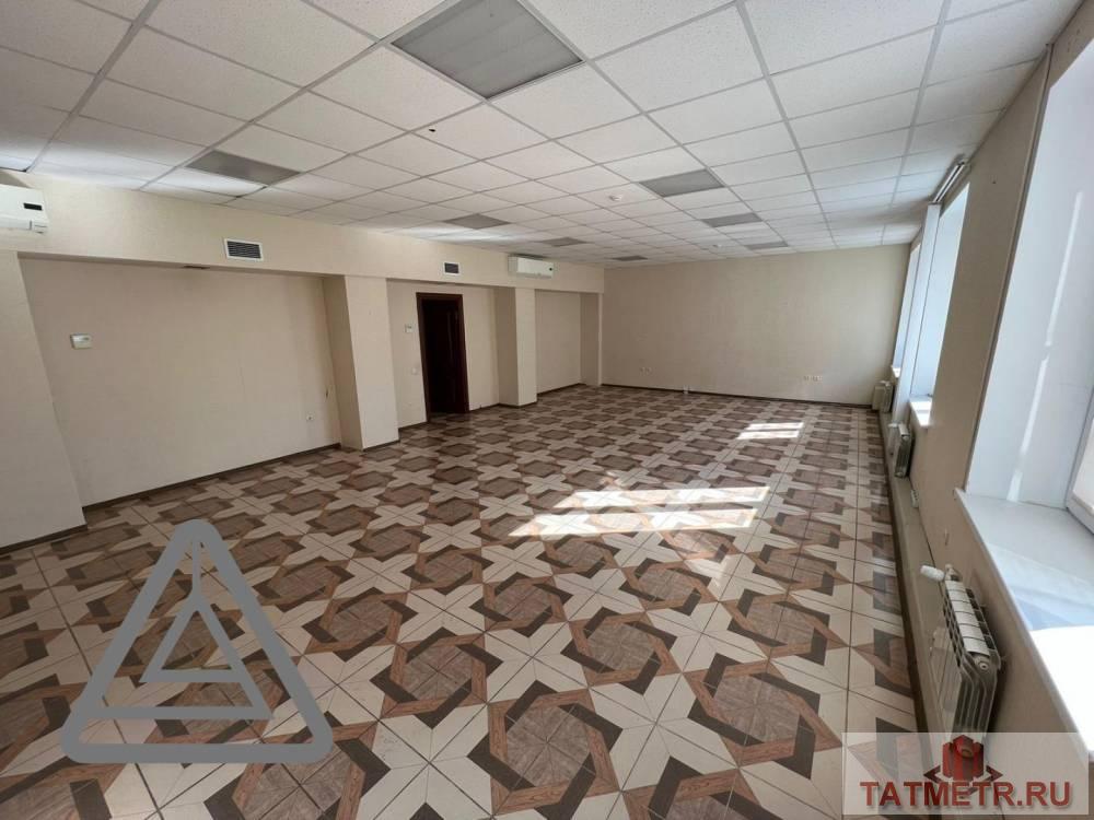 Коммерческая / Аренда / Офисы, Казань, улица Нурсултана Назарбаева, 104 400 Сдается в Бизнес Центре офис на 5 этаже площадь 116 кв.м по адресу Нурсултана Назарбаева 27 , В хорошем состоянии.... - 4