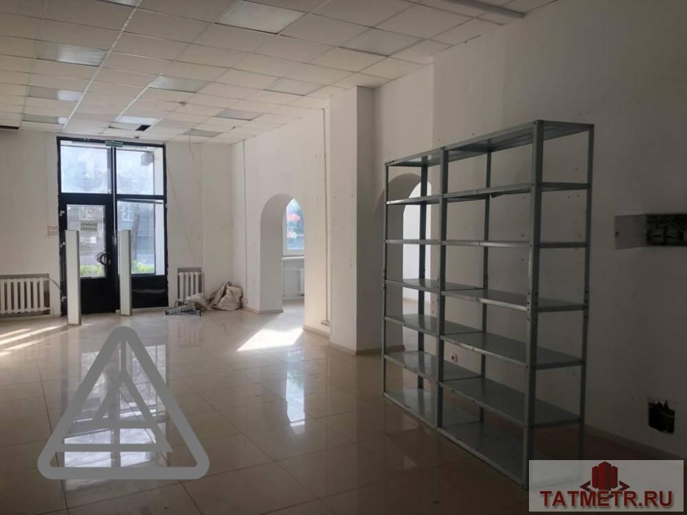 Аренда / Коммерческая / Free purpose, Казань, улица Павлюхина, 75 000 Сдается помещение 145 квм , по адресу Павлюхина 85,находящееся на первой линии с ремонтом В помещении: —... - 15