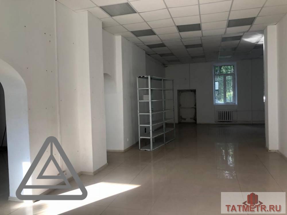 Аренда / Коммерческая / Free purpose, Казань, улица Павлюхина, 75 000 Сдается помещение 145 квм , по адресу Павлюхина 85,находящееся на первой линии с ремонтом В помещении: —... - 5