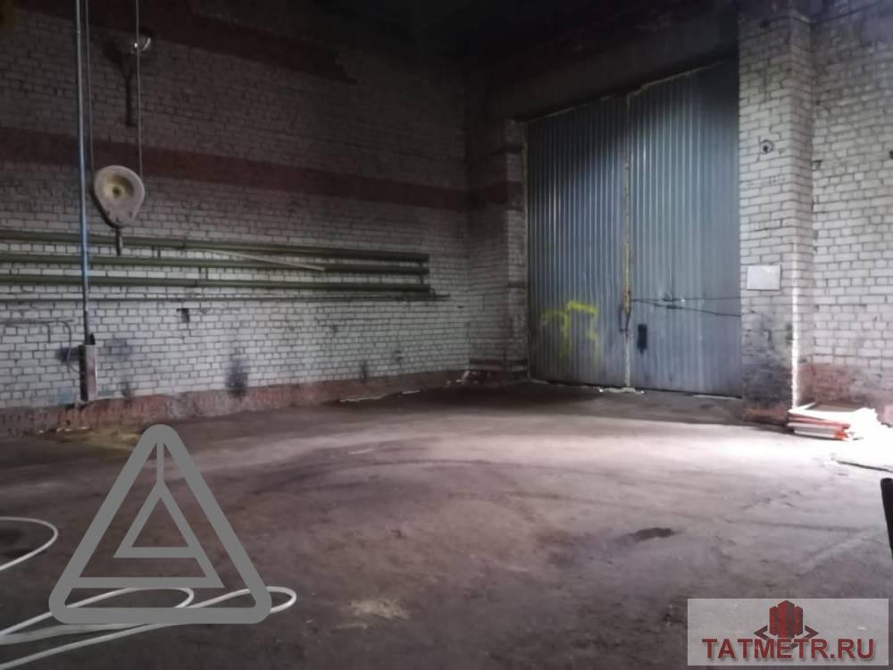 Аренда / Коммерческая / Warehouse, Казань, Бухарская улица, 115 200 Сдам теплый склад площадью 288 м. В помещении: --заездные ворота 3,5 на 4,5 --отопление --Санузел ---Система... - 3