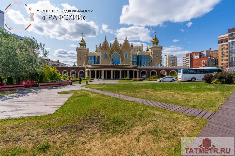 Продаю просторную однокомнатную в центре города! Кирпичный дом 2005 года. Месторасположение : «Огонь»! — прямо... - 33