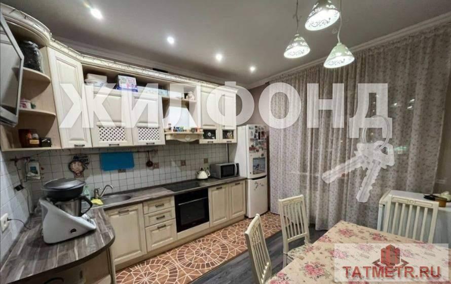 Продажа / Квартиры, Казань, Чистопольская улица, 10 700 000 2 комн. квартира по ул. Чистопольская. Общей площадью: 65.00 кв.м. Продается уютная двухкомнатная квартира в...