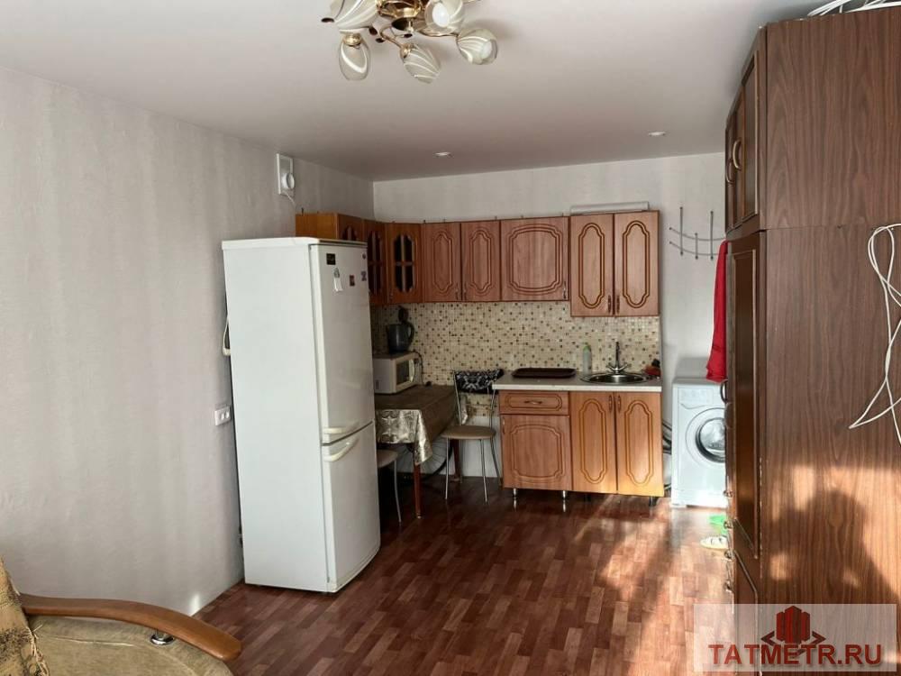 Продажа / Комнаты, Казань, Меховщиков улица, 2 100 000 Продается комната с косметическим ремонтом на среднем этаже в Вахитовском районе г. Казань. В комнате пластиковое... - 1
