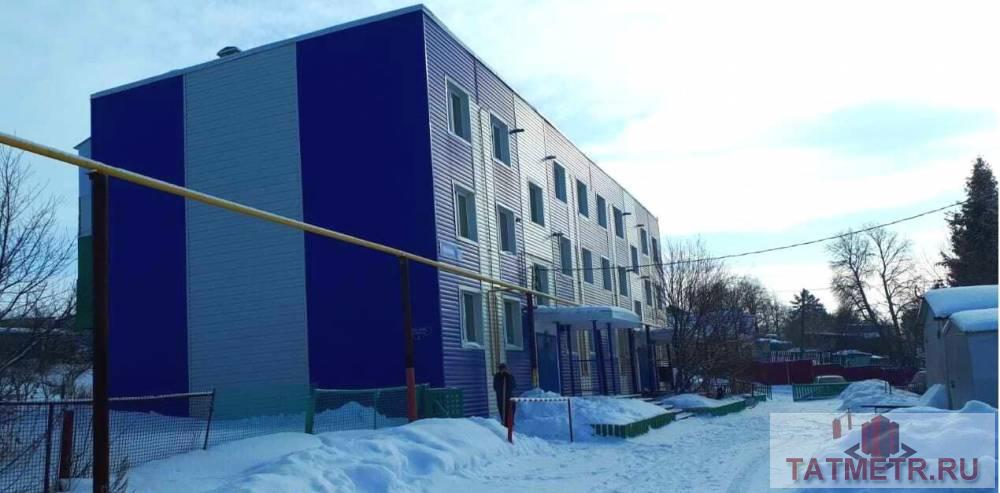 Продажа / Квартиры, Республика Татарстан, Сармановский район, село Петровский Завод, Ленина улица, 540 579 Продается 3-комн. квартира, площадью 74.4 м2. Жилая площадь 59.52 кв. м, кухня 7.44 кв. м, ремонта нет. Квартира...