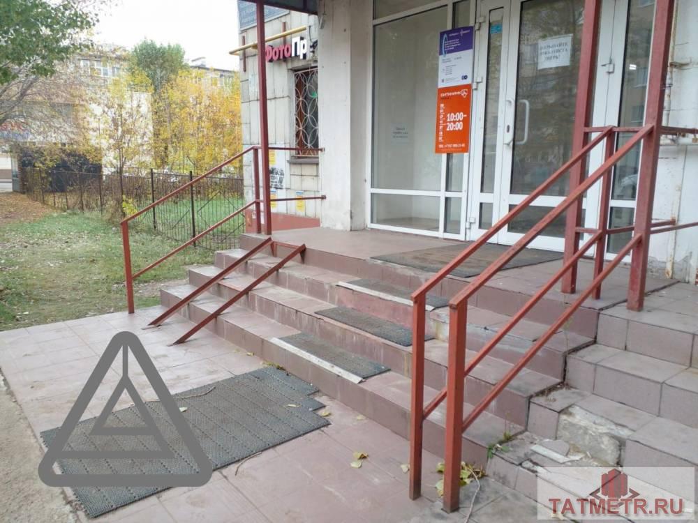 Аренда / Коммерческая / Free purpose, Казань, улица Космонавтов, 33 600 Сдается помещение 25 квм по адресу Космонавтов, 51 с хорошим ремонтом. В помещении: — Интернет — Электричество —... - 1