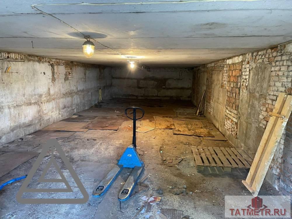 Аренда / Коммерческая / Warehouse, Казань, улица Короленко, 19 200 Сдается помещение по адресу Короленко 120. В хорошем состоянии. В помещении: — Электричество — Доступ 24 часа —...