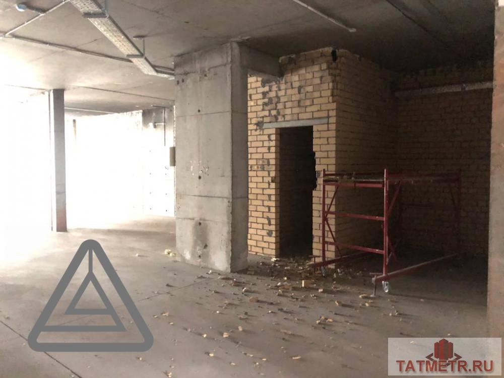 Аренда / Коммерческая / Free purpose, Казань, улица Достоевского, 222 900 Сдается помещение 171 кв.м , на первом этаже по адресу: ул. Достоевского 57,расположенное на первой линии. Отлично... - 3