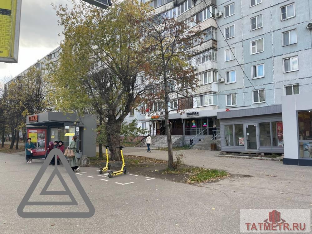 Коммерческая / Аренда / Торговые помещения, Казань, улица Адоратского, 30 000 Сдается помещение по адресу Адоратского 19а. В отличном состоянии. Рядом есть сухофрукты и кондитерка. В помещении:...