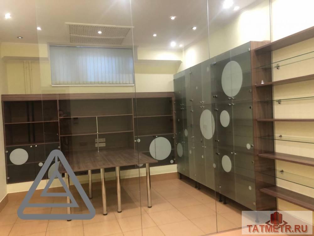 Аренда / Коммерческая / Free purpose, Казань, улица Восстания, 65 000 Сдается помещение цокольный этаж 98 кв.м по адресу Восстания 67А . В отличном состоянии. В помещении: — Интернет —... - 8