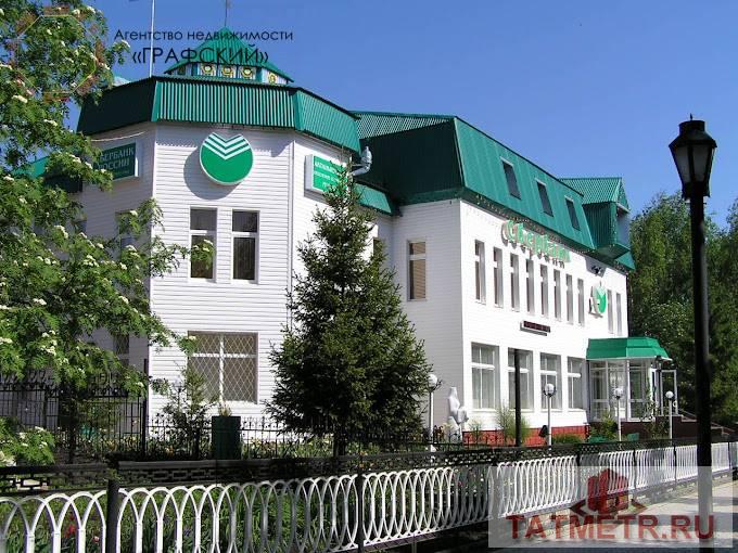 Продажа / Коммерческая / Free purpose, Актаныш, проспект Мира, 7 300 000 Предлагаем Вам приобрести отдельно стоящее 2-х этажное здание: Республика Татарстан, с. Актаныш, пр-т Мира 103...