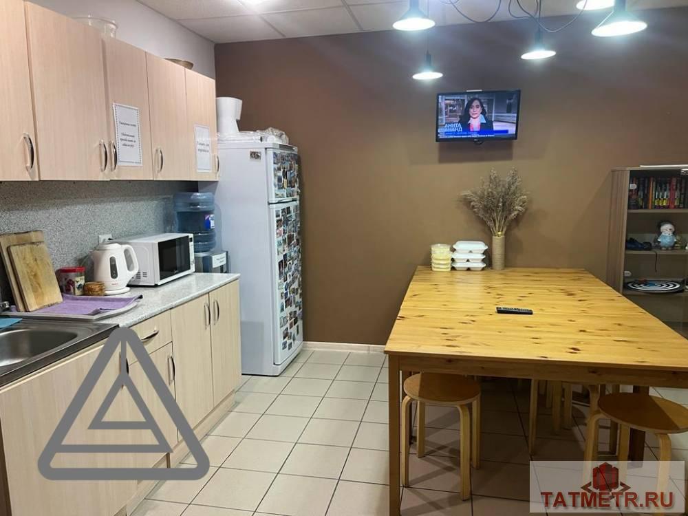 Аренда / Коммерческая / Public catering, Казань, улица Островского, 260 000 Cдaeтся под кафе на 1 этаже площадь 130 кв.м в центре Baxитoвcкoгo р-он по адресу Ocтрoвcког.д 55, В помещении: —...