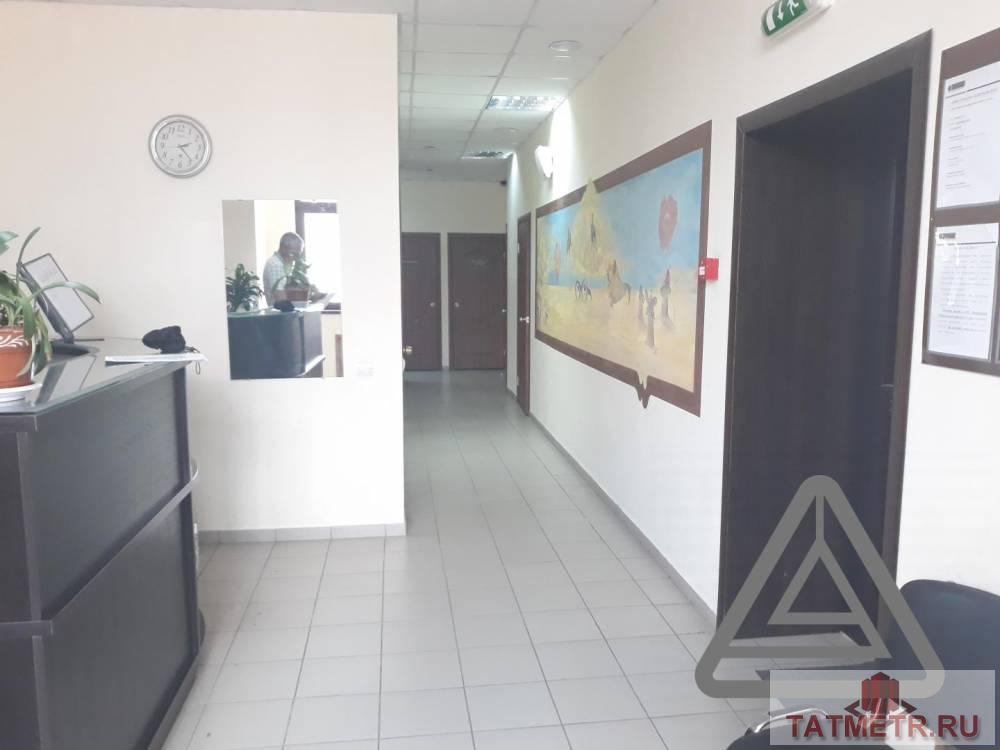 Коммерческая / Аренда / Офисы, Казань, улица Пушкина, 8 500 Сдается офисное помещение без окна на 3 этаже по адресу Пушкина 9. В отличном состоянии. В помещении: — Телефон —...
