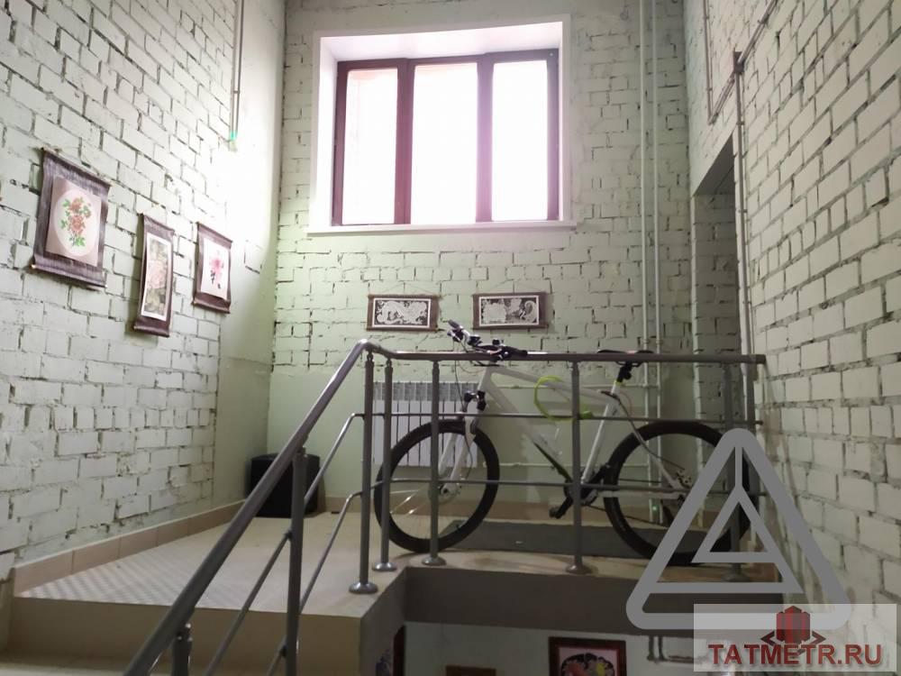 Аренда / Коммерческая / Free purpose, Казань, улица Калинина, 70 000 Сдается высокий цокольный этаж помещение площадью 80 квм по адресу Калинина 60. В отличном состоянии. В помещении: —... - 1