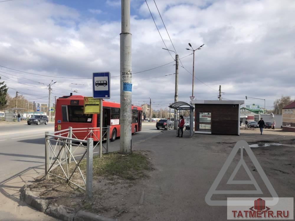 Аренда / Коммерческая / Free purpose, Казань, улица Академика Павлова, 35 000 Отдельно стоящий павильон на остановке автобуса. 1 этаж 24/7 работа Свет есть (более 20 квт) Вода привозная Витражные... - 1