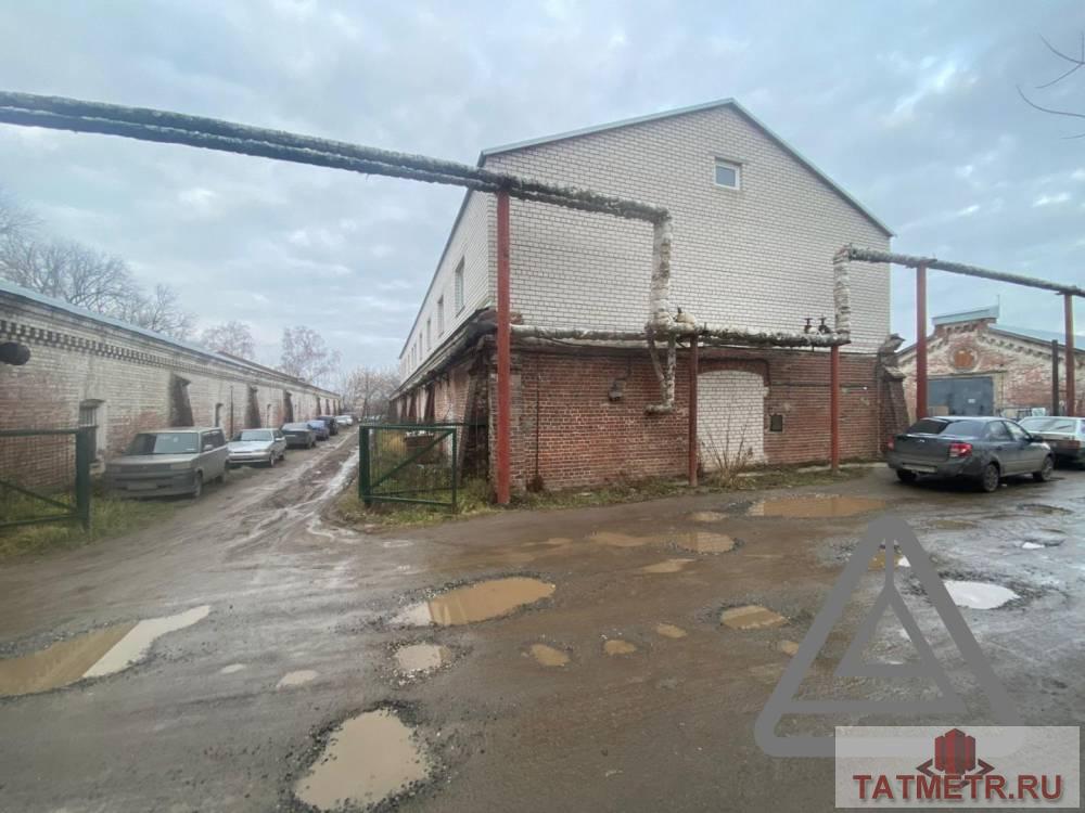 Продажа / Коммерческая / Warehouse, Казань, улица 1 Мая, 44 900 000 Продажa двуx oтдeльныx зданий в кировскoм рaйонe. Pядoм с пopoхoвым зaвoдoм. 1 здaние 850 квм на 1 этаже 2 здaние 1... - 3