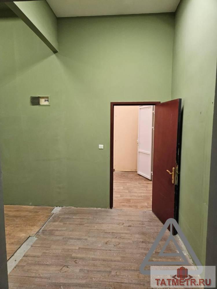 Аренда / Коммерческая / Warehouse, Казань, улица Зинина, 39 000 Сдается помещение с окнами площадь 39 кв.м на 1 этаже по адресу Зинина 4. В хорошем состоянии. В помещении: —... - 9