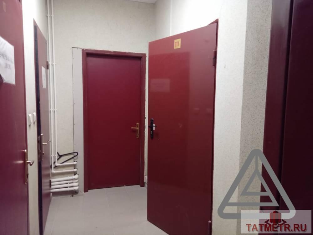 Аренда / Коммерческая / Warehouse, Казань, улица Зинина, 39 000 Сдается помещение с окнами площадь 39 кв.м на 1 этаже по адресу Зинина 4. В хорошем состоянии. В помещении: —... - 11