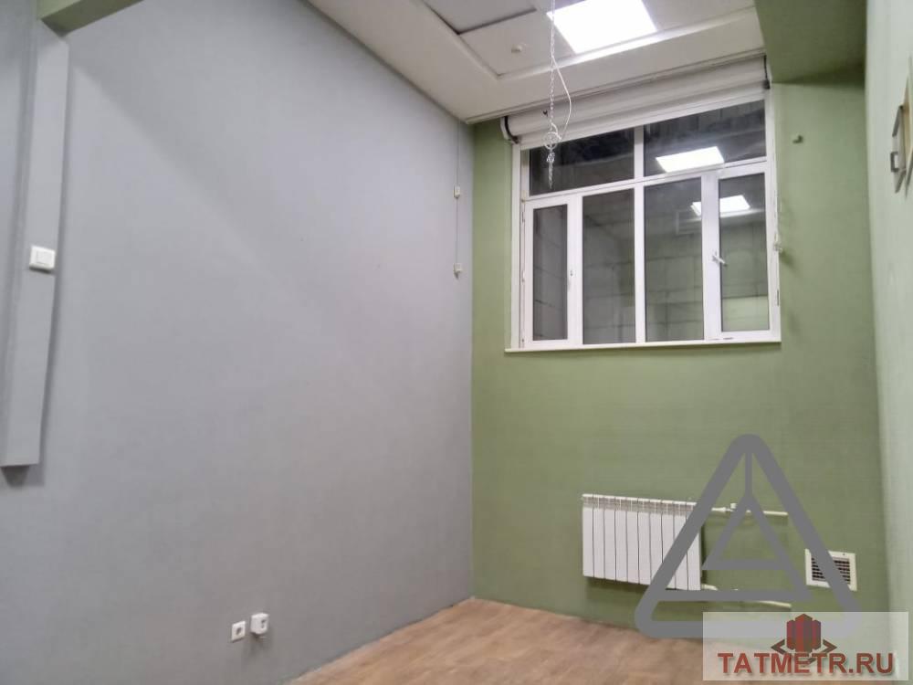 Аренда / Коммерческая / Warehouse, Казань, улица Зинина, 39 000 Сдается помещение с окнами площадь 39 кв.м на 1 этаже по адресу Зинина 4. В хорошем состоянии. В помещении: —... - 8