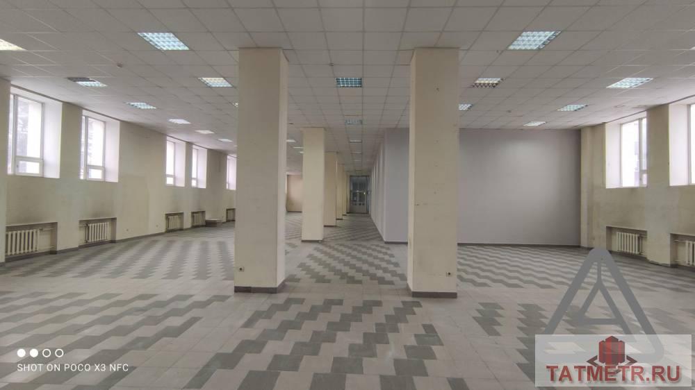 Аренда / Коммерческая / Free purpose, Казань, Сибирский тракт, 318 640 Сдается помещение на первом этаже в торгово-офисном центре «Мегапарк», по адресу: ул. Сибирский тракт, 34к4. Площадь... - 1