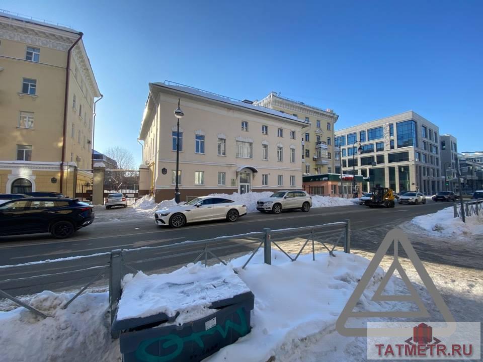 Продажа / Коммерческая / Free purpose, Казань, улица Островского, 40 000 000 Продажа помещения на 1 этаже в самом сердце Казани, напротив Золотого Яблока. 1 этаж- 279 кв.м. Лестничный марш — 43...
